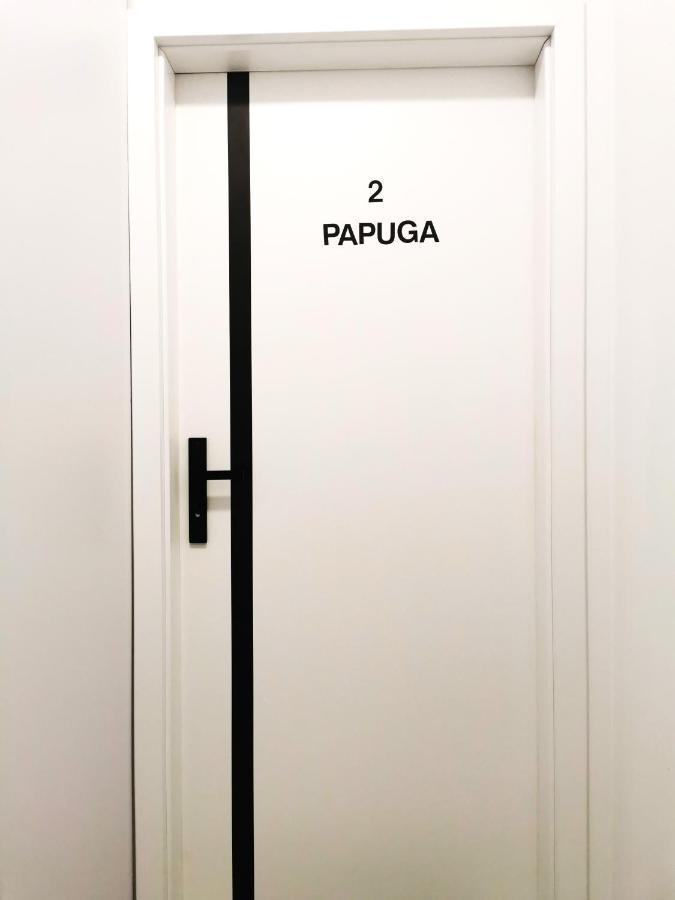 Papuga Apartment ~ 700M Main Square ~ Self Check-In 24H Breslavia Exterior foto